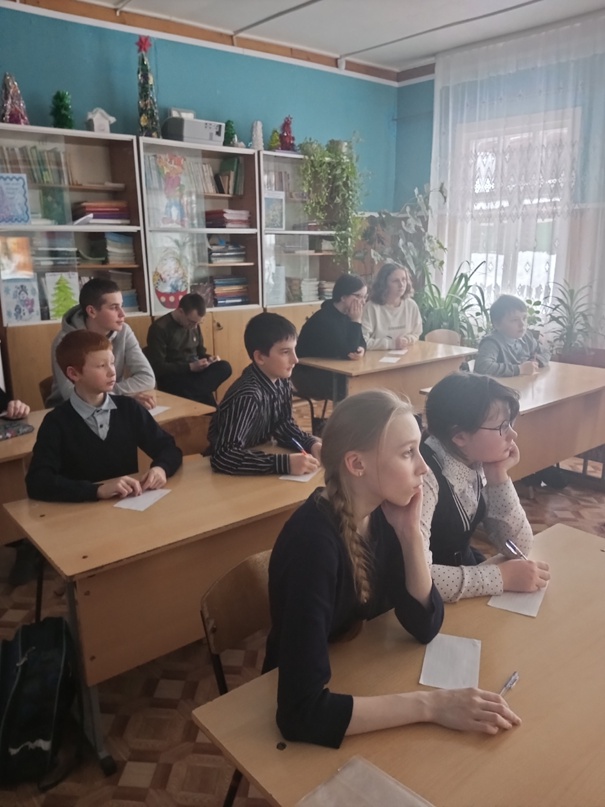 Ребята посмотрели документальный фильм «Дети Блокады».